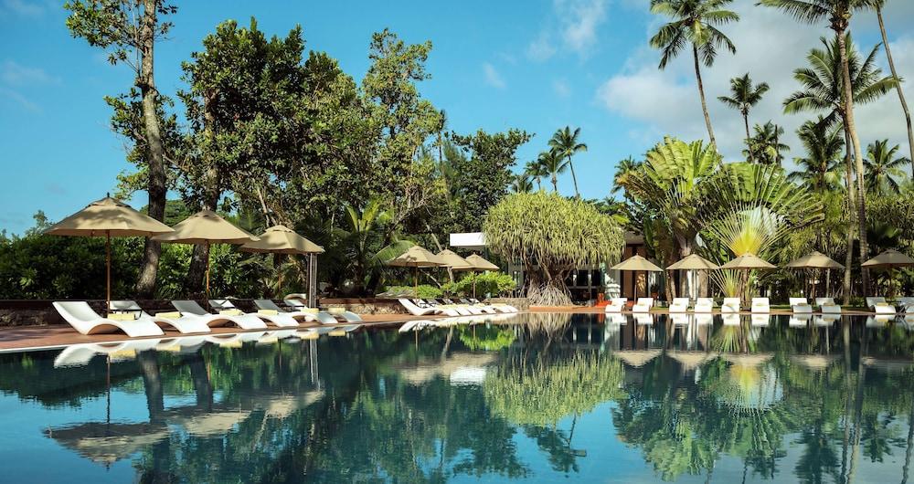 Avani Barbarons Seychelles Resort Гранд-Анс Экстерьер фото